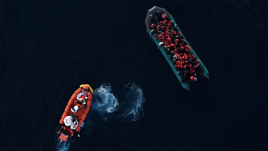 Photo d'un bateau de sauvetage MSF.