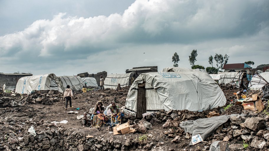 Partir ou rester ? C’est la question que se posent de nombreuses personnes déplacées dans le camp de Bulengo, proche de Goma.