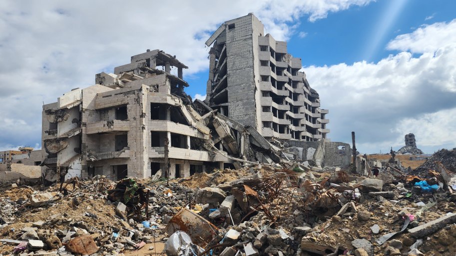 Bâtiment détruit dans le quartier de Karama, à Gaza.