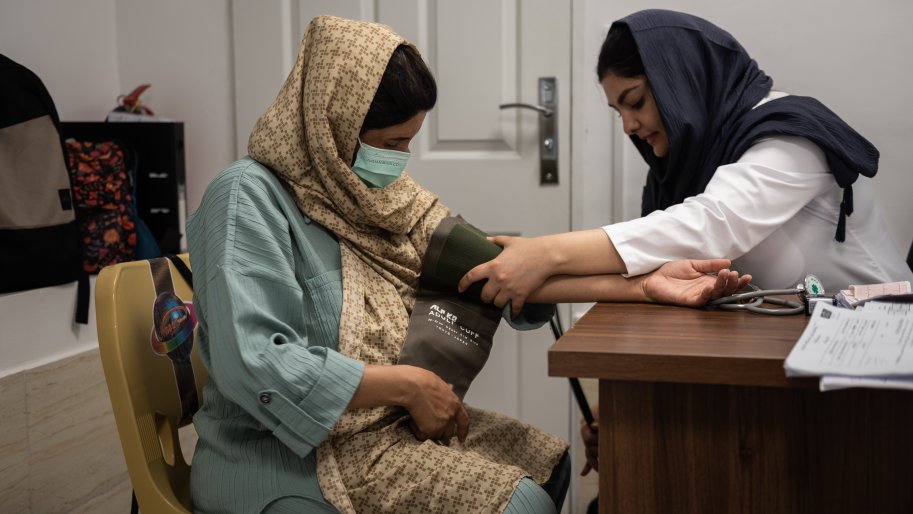 MSF expands care for excluded communities in Iran