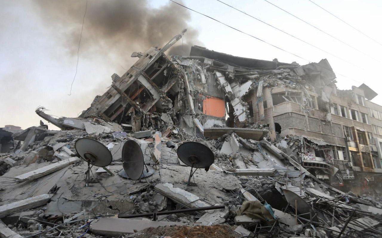 Débris et décombre de la Tour Al-Shorouq