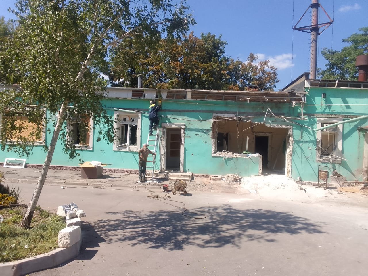 Angegriffene medizinische Einrichtung in der Region Cherson. Ukraine, August 2023.
