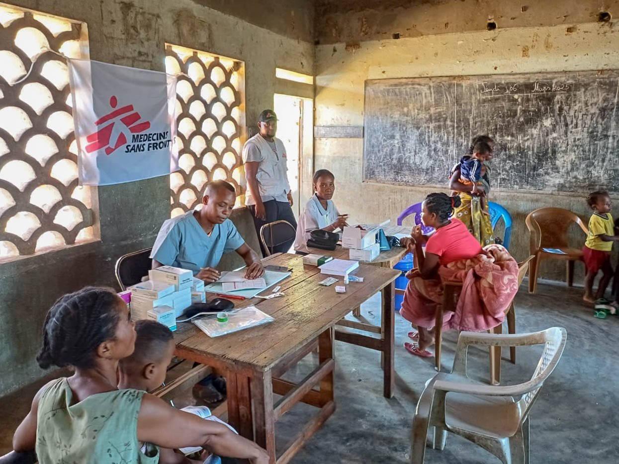 Clinique mobile MSF en réponse aux cyclones Honde et Jude à Madagascar.