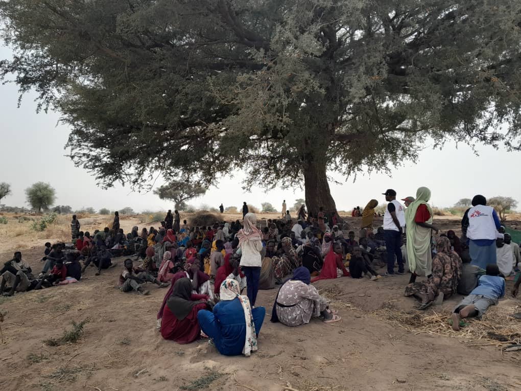 Unser Team in Tawila hat innert weniger als 48 Stunden den Zustrom von rund 10'000 Menschen gesehen, die vor den Kämpfen in Samsam geflüchtet sind