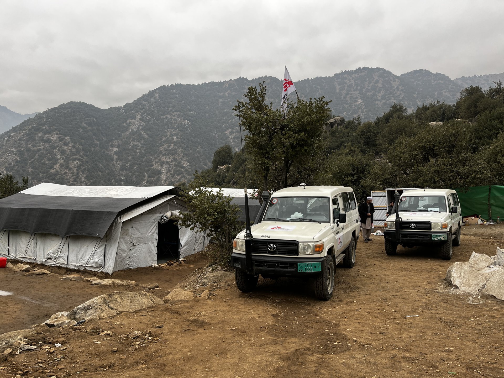 Vue extérieure de la clinique de MSF dans le camp d'Ari Gamba, district de Nurgal, province de Kunar.