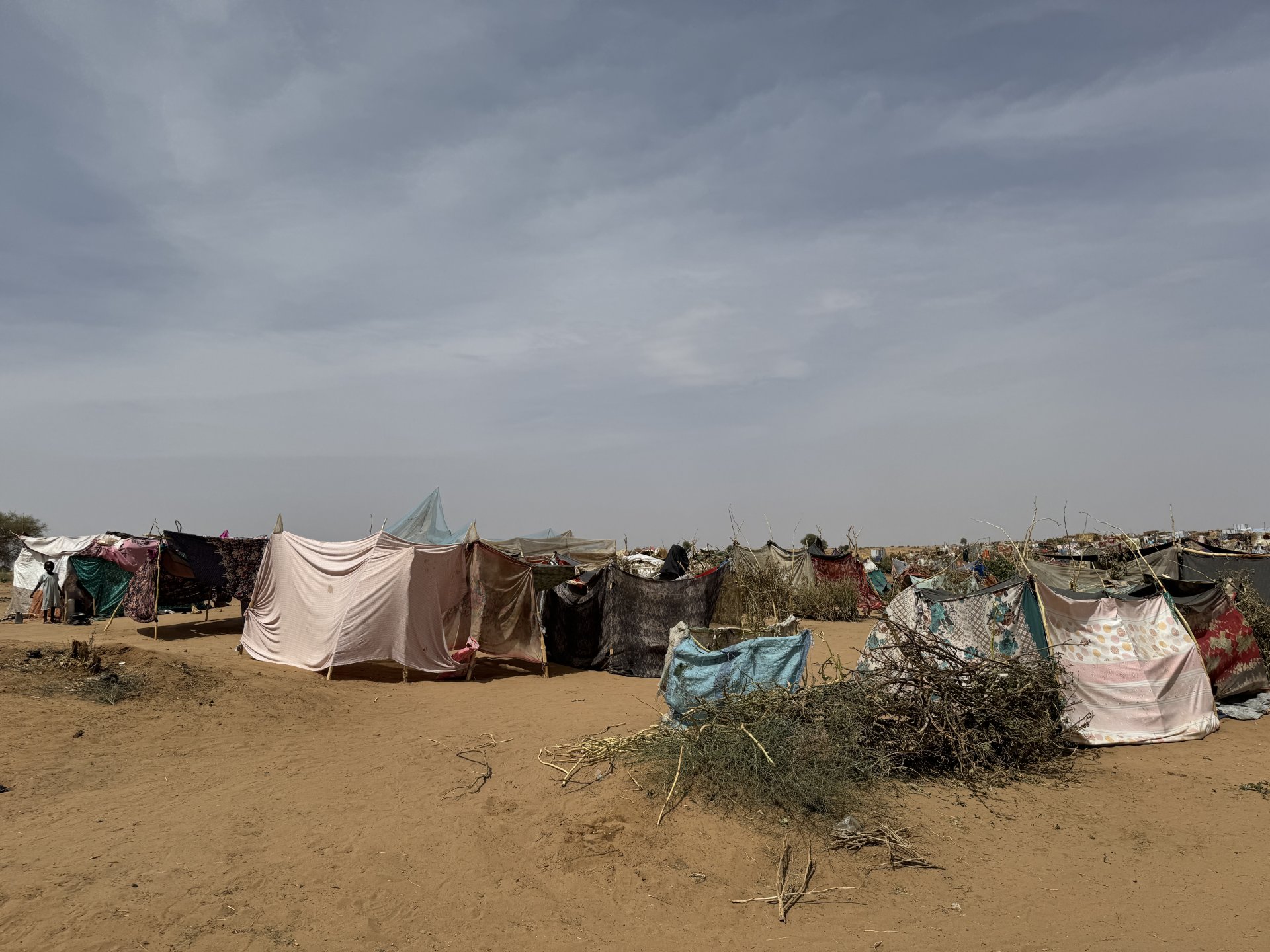 Président de MSF International en visite au Darfour à Tawila
