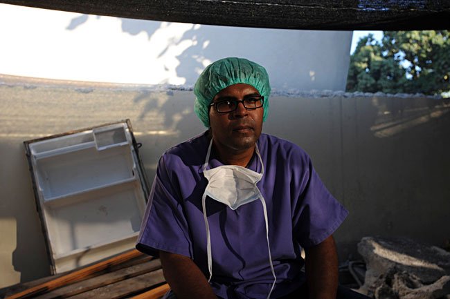 Dr Philippe Brouard, membre du personnel haïtien de MSF, 15 janvier 2010.