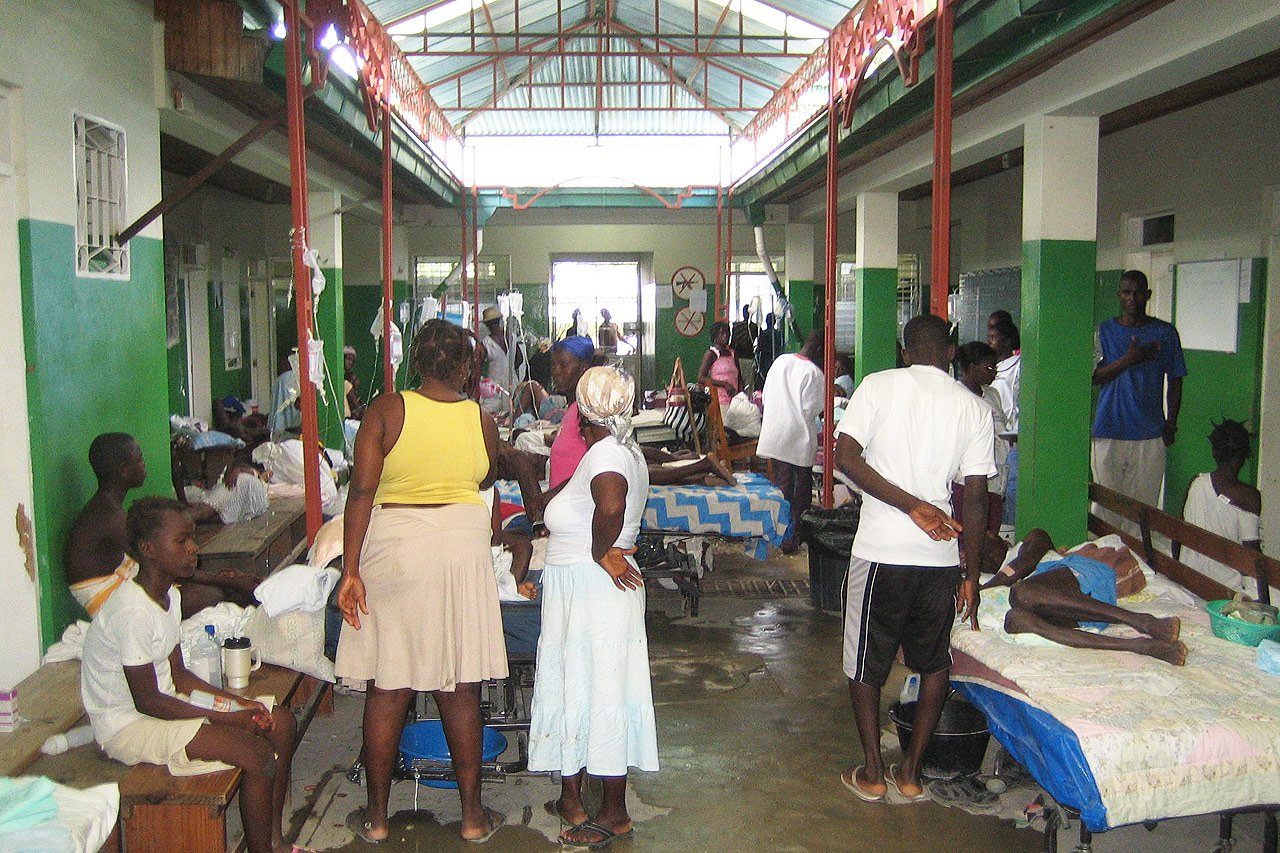 Les équipes MSF traitent des patients à Saint-Marc, dans la région d’Artibonite, Haïti