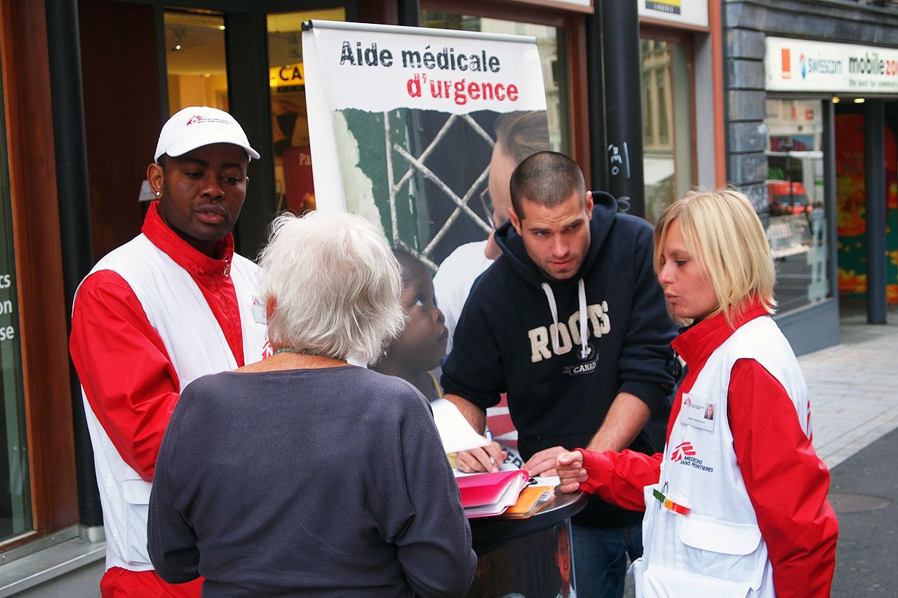 Collaborateurs de Face-to-Face pour la recherche de fonds de MSF Suisse