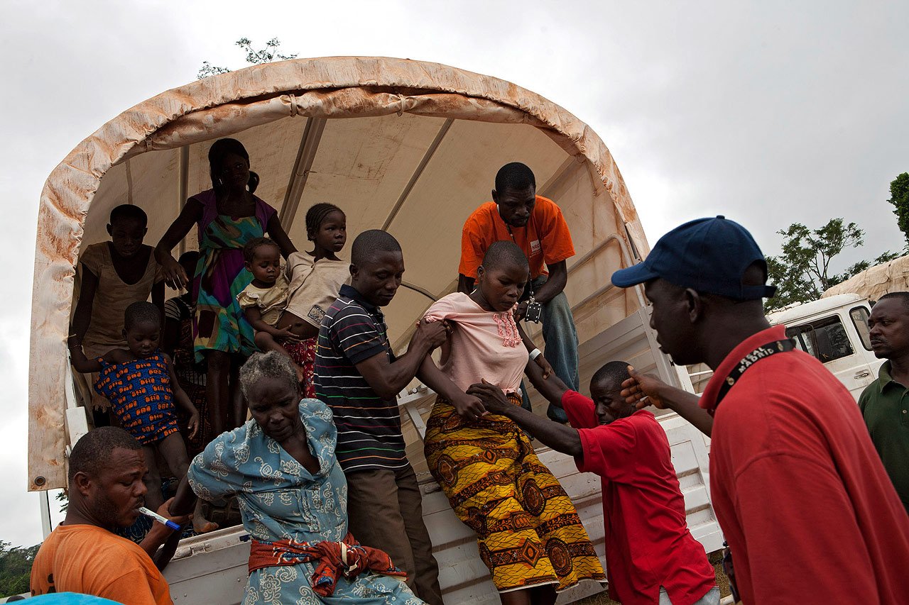 Camp de transit pour les réfugiés ivoiriens, district de Nimba, Libéria, à la frontière avec la Côte d'Ivoire