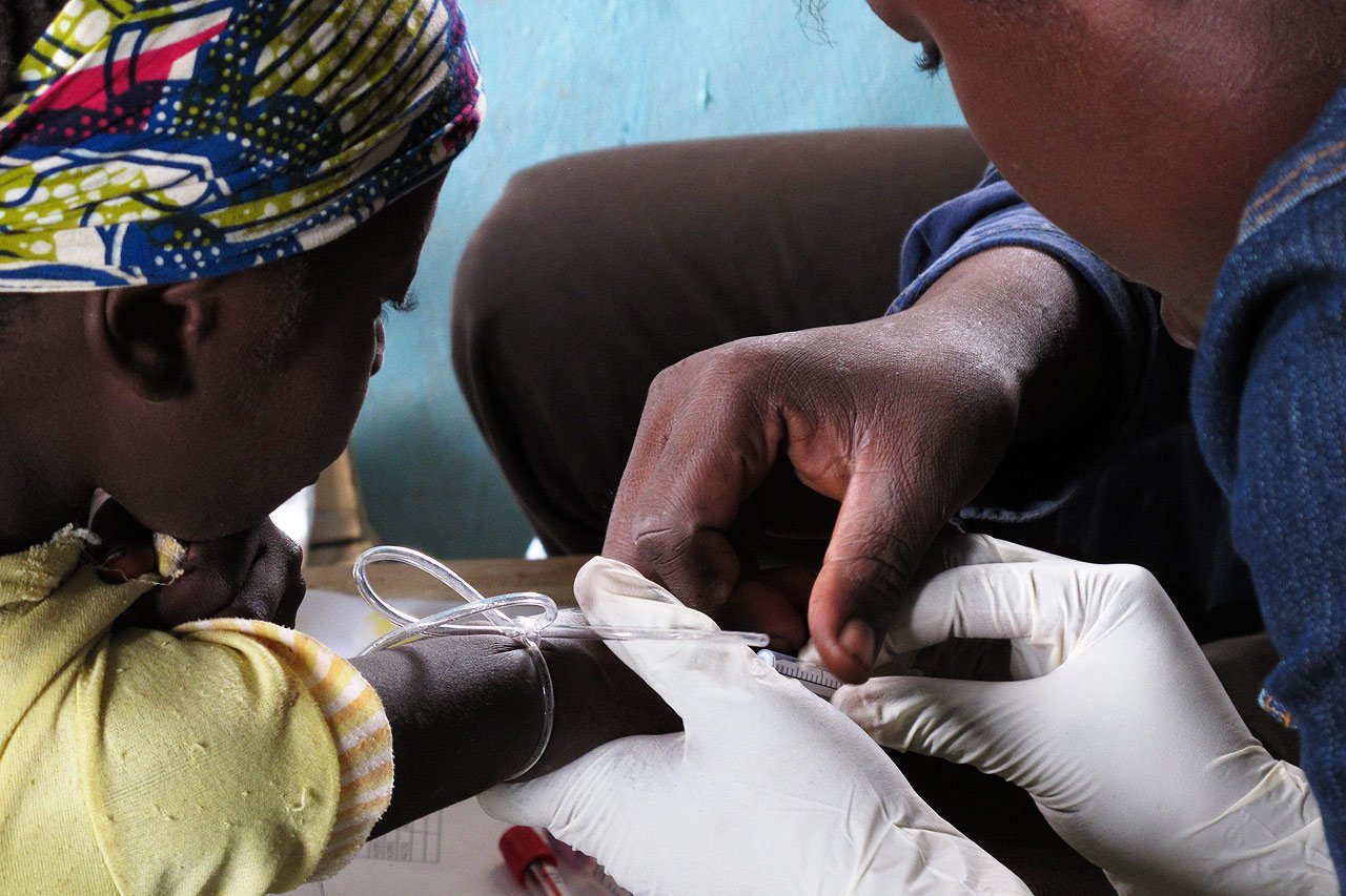 MSF primé pour son engagement lors d’une urgence à Zamfara au Nigeria où plus de 1 000 enfants ont été intoxiqués au plomb.