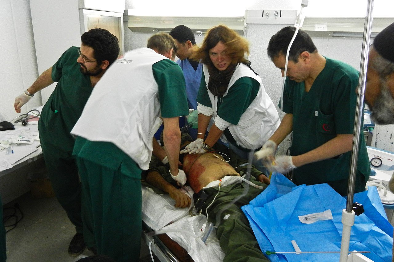 MSF travail à l’hôpital  de Zintan depuis le 30 avril. Une centaine de bléssé de guerre on été admis.