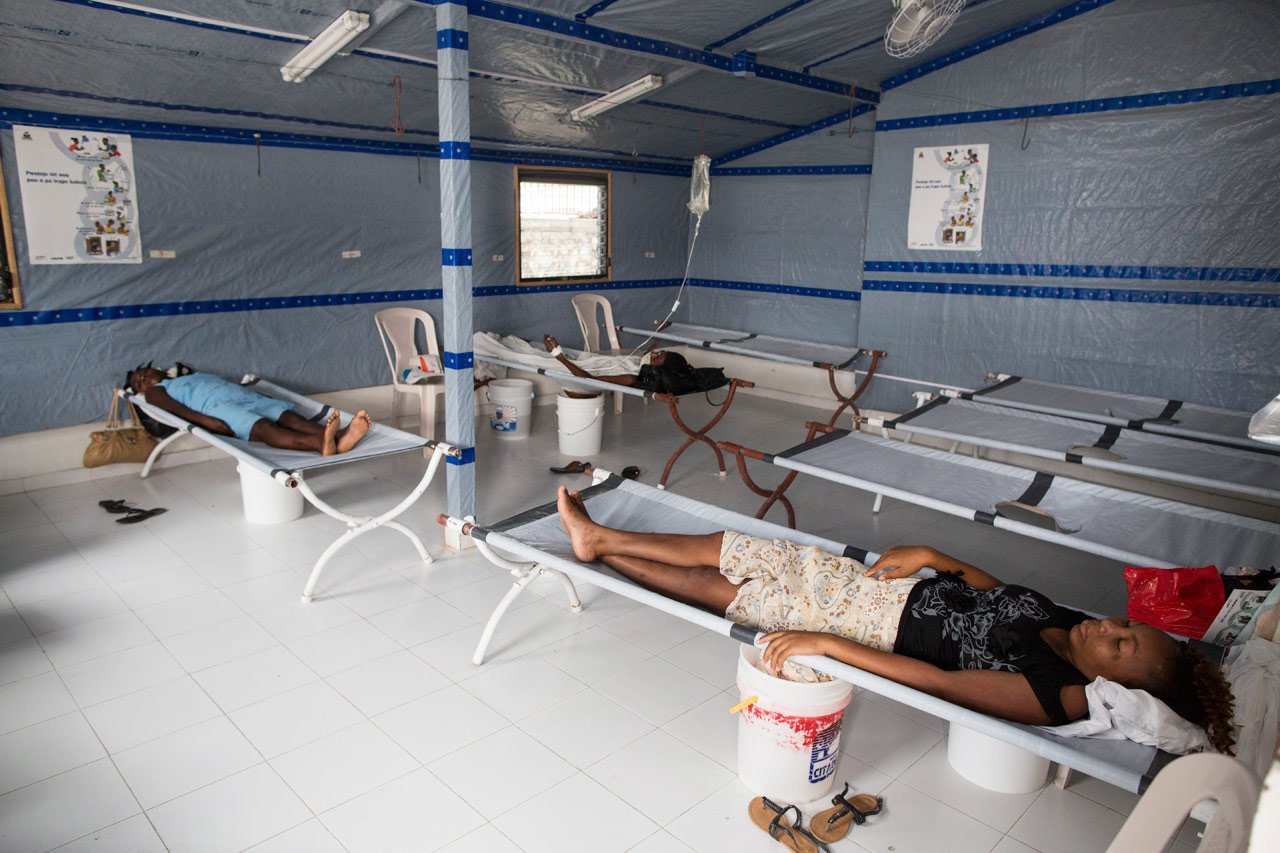 Depuis le début de l’année,  plus de 12 000 personnes atteintes du choléra ont été soignées dans les cinq centres de traitement du choléra (CTC) de MSF.