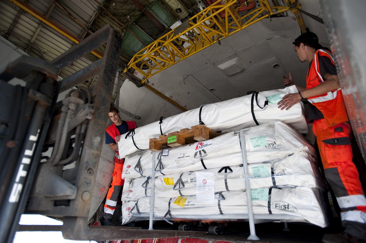 Au total, 200 tonnes de matériel devraient arriver sur Cebu dans moins de 3 jours.
