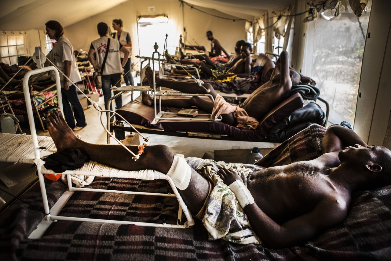 Dans la capitale centrafricaine, MSF dispense chaque semaine environ 12 000 consultations et assiste près de 300 accouchements.