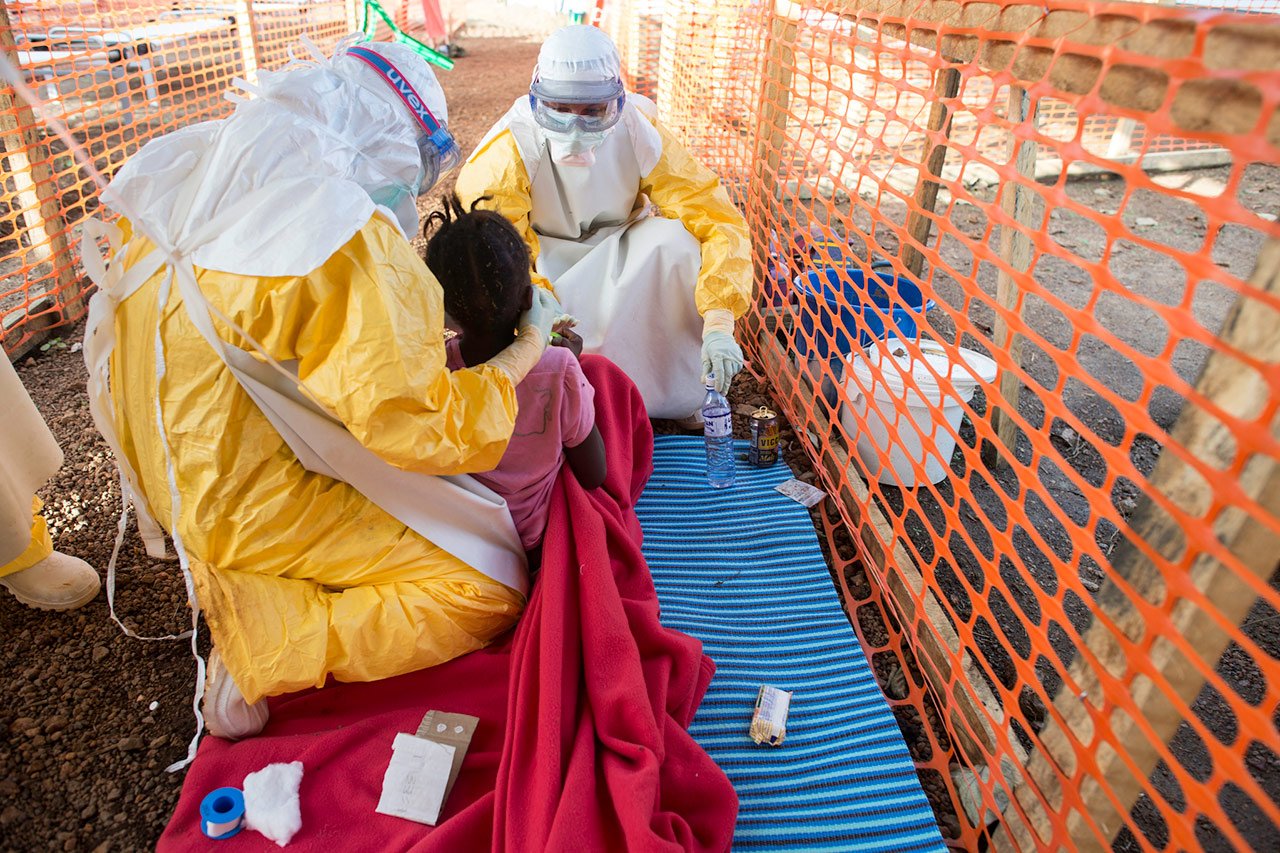 Etant donné le nombre croissant d’admissions, MSF a augmenté les capacités d’accueil de son centre de traitement de 32 à 65 lits.