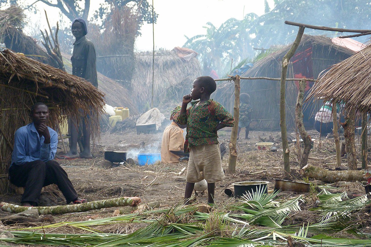 Déplacés fuyant les combats dans la zone de Geti en Ituri en 2013.