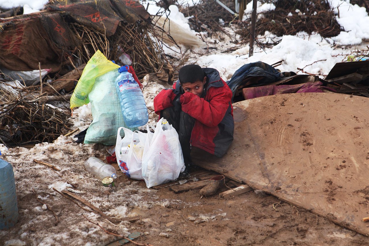 «Les familles vivent dans des conditions indignes, dans des campements de fortune disséminés dans tout le pays»