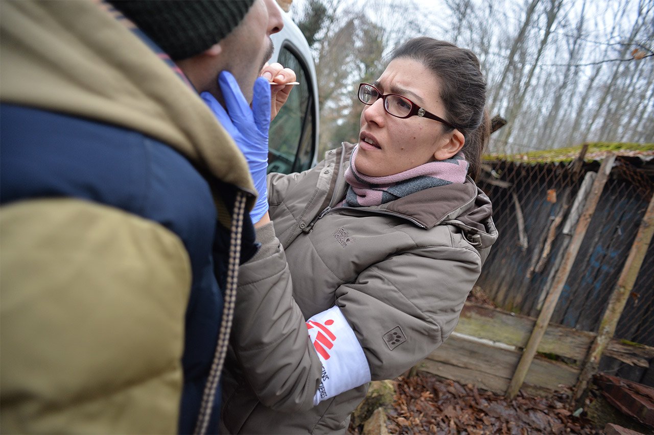 «En général, ces gens vivent dans des conditions insalubres, sont mal habillés, affamés et n’ont pas les moyens de se laver»