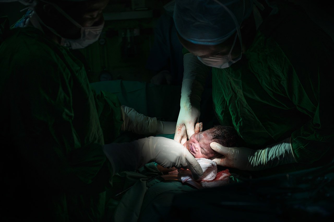 On estime qu'en 2015, 34 000 bébés sont décédés avant l'âge d'un mois au Kenya.