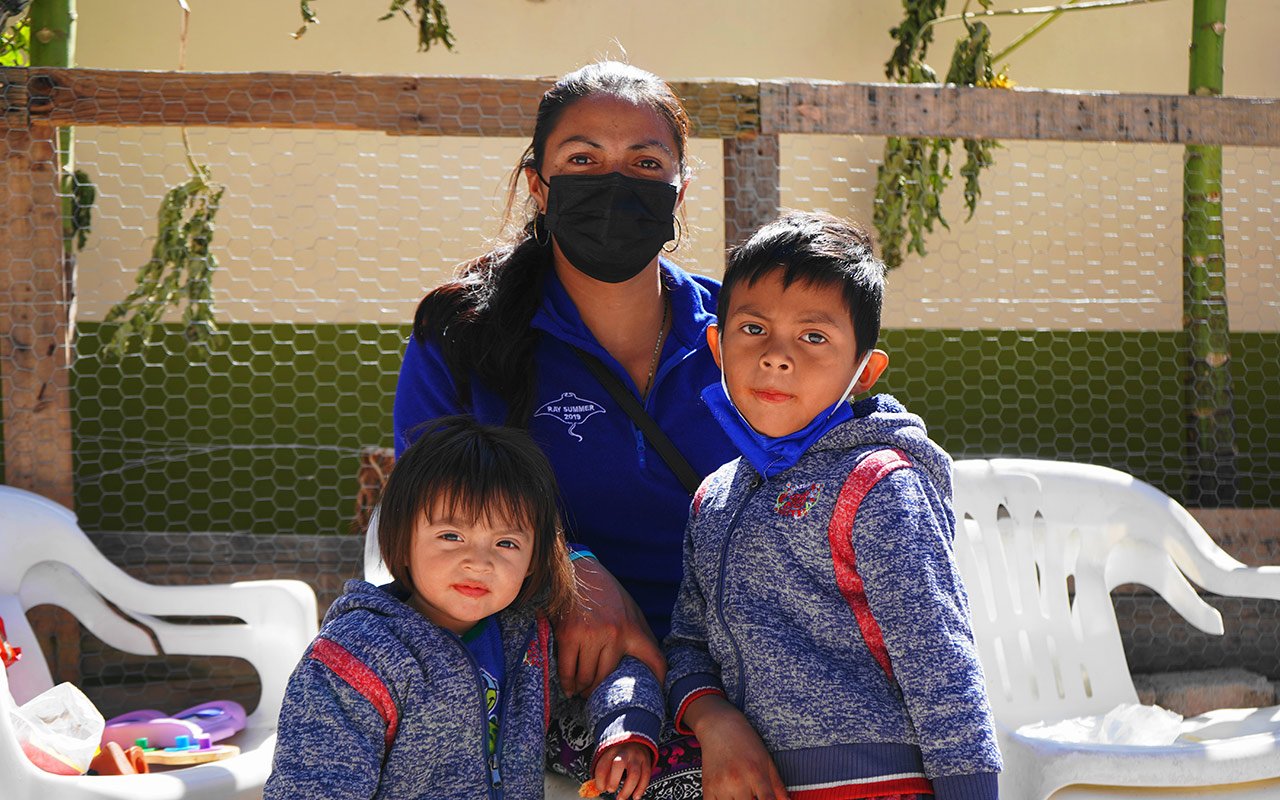 Amanda Maribel Sánchez, 28 ans, a fui Copan et Lempira, au Honduras, en raison de menaces, et a demandé l'asile pour elle-même et ses deux enfants. Début février, elle a traversé le Rio Grande avec ses enfants de deux et trois ans pour demander l'asile aux États-Unis. Elle a été expulsée par les autorités en vertu du « Title 42 ». 15 février 2022