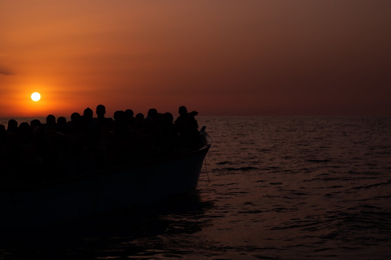 Menschen auf der Flucht in Seenot. Zentrales Mittelmeer, Juli 2023.