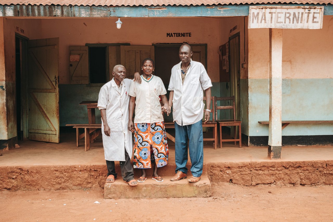 Personnel du centre de santé de Yongofongo, soutenu par MSF et situé à 19 kilomètres de Bangassou, dans la préfecture de Mbomou. 25 mars 2023.