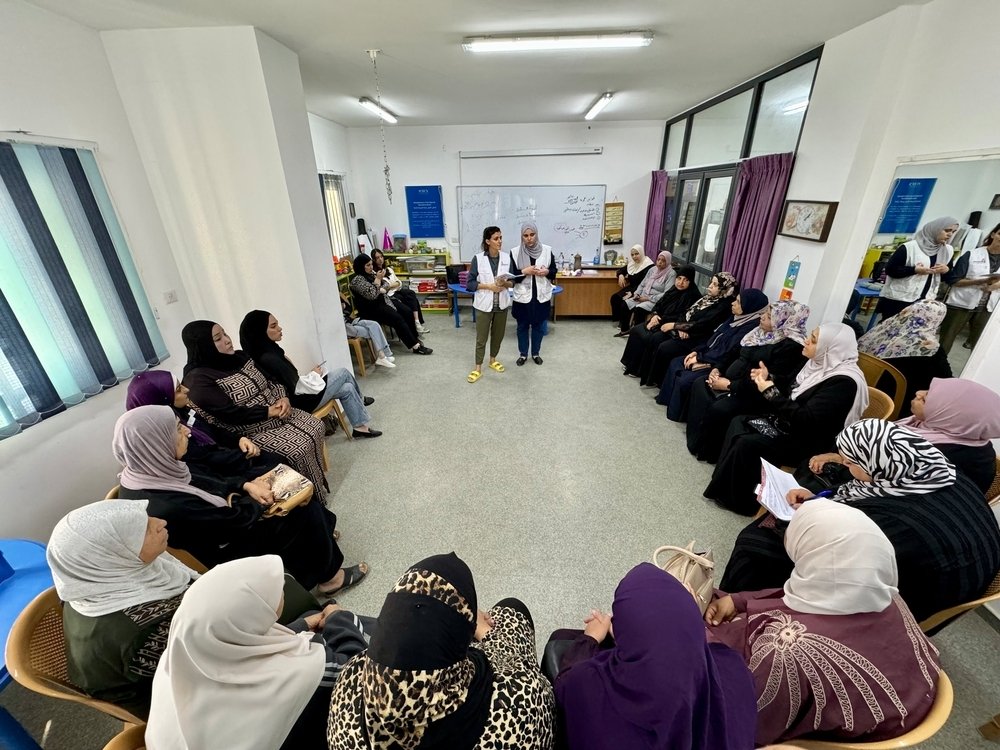 Des membres des équipes MSF lors d'une formation aux premiers secours dans le camp de réfugiés de Nur Shams à Tulkarem. Octobre 2024. Cisjordanie.