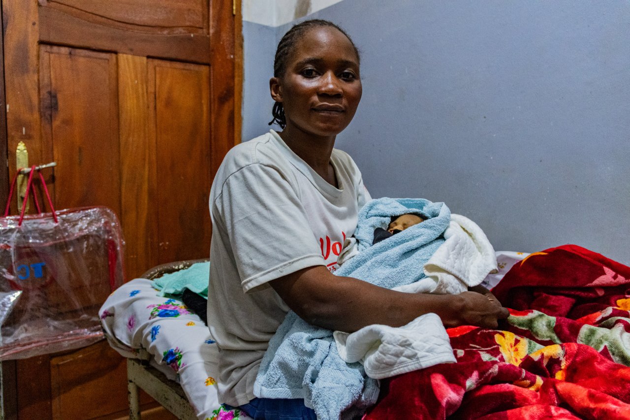 Au Nord-Kivu, en particulier, les enfants représentent près d’un quart des cas confirmés (24%).
