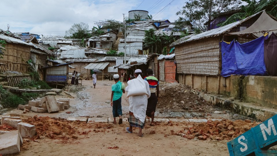 Bangladesh: Medizinischer Bedarf der Rohingyas ist überwältigend