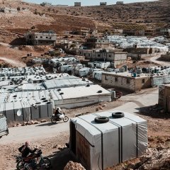 Vue du campement informel de Rif Al Sham (ITS) à Arsal