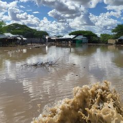 Überschwemmungen im Geflüchtetencamp Dagahaley. Kenia, 11. November 2023.