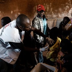 Vaccination contre la rougeole dans le village de Ndjala, RDC. 22 mai 2023