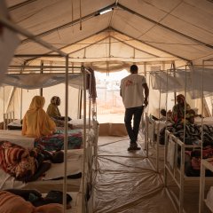 MSF leistet humanitäre Hilfe für sudanesische Flüchtlinge im Tschad. 
