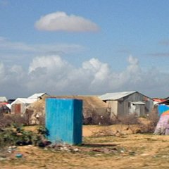 L’un des camps de déplacés se situant entre Mogadiscio et Afgooye, Somalie, 2009.