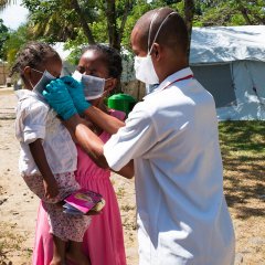 «La peste est une maladie qui fait peur, cependant, une action rapide et concrète peut réduire considérablement le nombre de décès et mettre fin à l’épidémie»