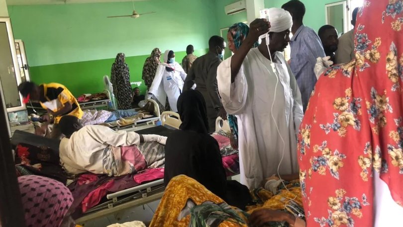 Im South Hospital in El Fasher: Viele Menschen wurden während der Kämpfe verletzt. April 2023, Sudan.