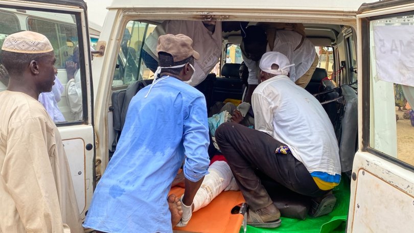 Sudanesische Kriegsverletzte kommen in das Spital von Adré. Tschad, Juni 2023.