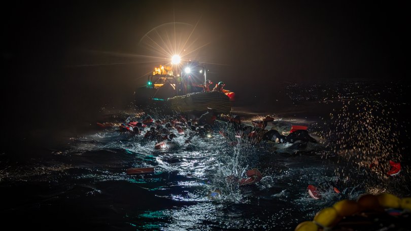 Rettung von 45 Personen nach dem Kentern eines überfüllten Boots in der Nacht des 15. März 2024 im Mittelmeer