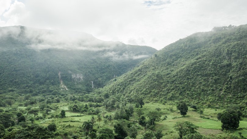 Landscape of Fond Palmiste, Baradères. MSF teams in Fond Palmiste are providing medical care with mobile clinics. Additionally, with no functioning water network in Fond Palmiste even before the earthquake, MSF teams are assessing the water and sanitation situation to advocate for other organisations to build a new water network.