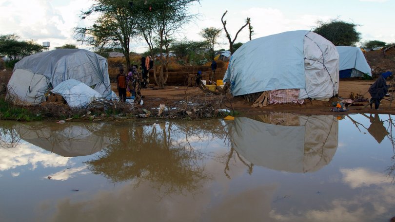 La surpopulation pousse les nouveaux arrivants à s’installer dans des zones inondables. Dagahaley, Kenya. 2009.