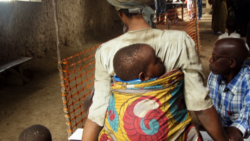 Miandja, Nord Kivu, RDC. MSF vaccine 165 000 enfants lors d'une campagne de vaccination contre la rougeole dans 32 aires de santé de la zone de Masisi.  11/11/2009