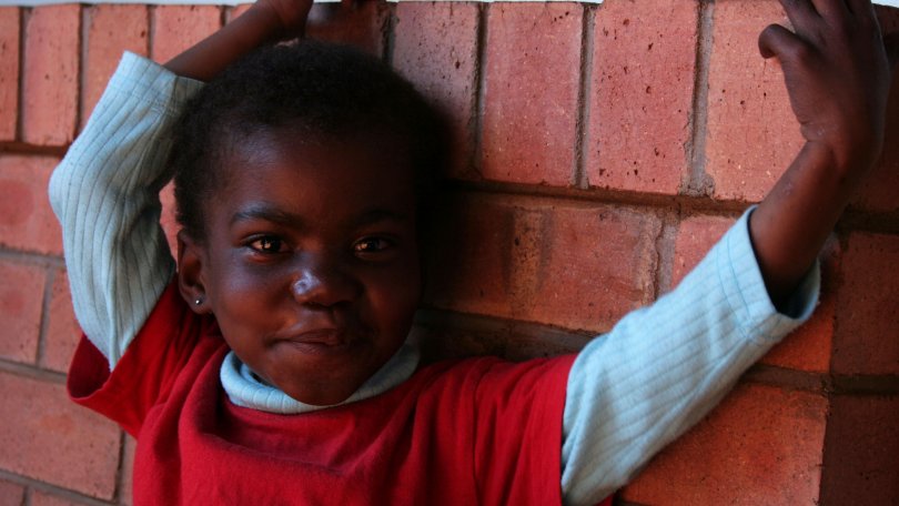 Lindo une petite fille atteinte de tuberculose multi-résistante, Swaziland, 2009