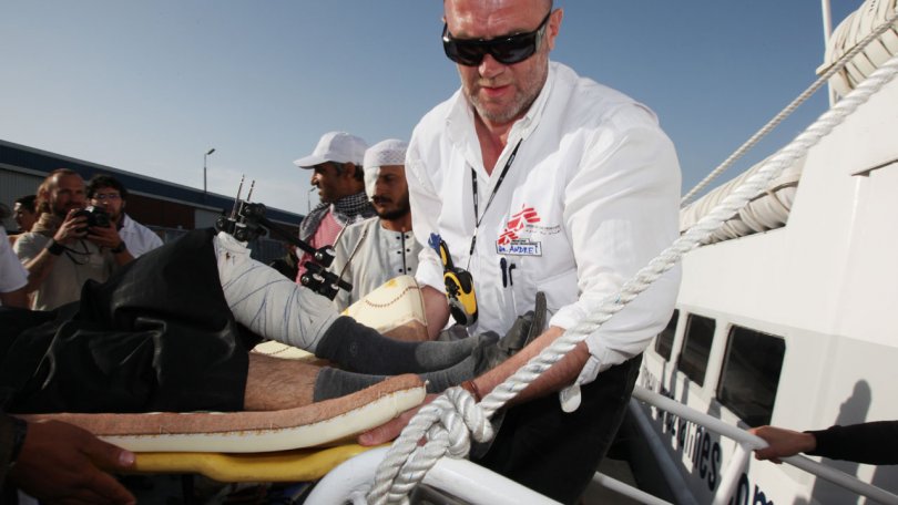 MSF a évacué, ce vendredi 15 avril, 99 personnes par bateau de Mistrata à Zarzis en Tunisie. 16.04.2011