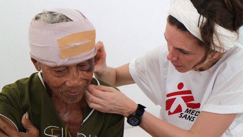 MSF a commencé sont support dans le centre de soin à Guiuan et accueil les premiers patients.