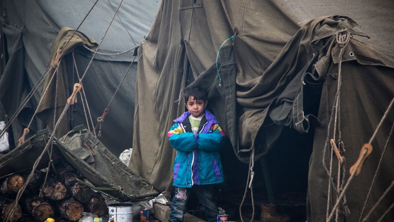 « Les gens vivent dans des camps surpeuplés et les installations sont mal équipées pour faire face au nombre de migrants et de réfugiés. »
