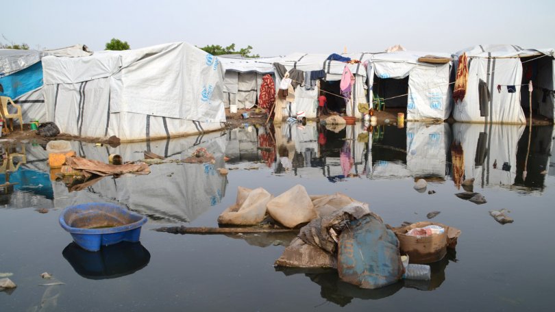 21 000 personnes déplacées sont établies sur un site inondable, le camp de Tomping