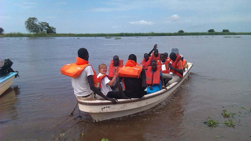 Maartje Hoetjes, médecin MSF, et une équipe mobile en bateau dans l'Etat du Haut Nil, Soudan du Sud