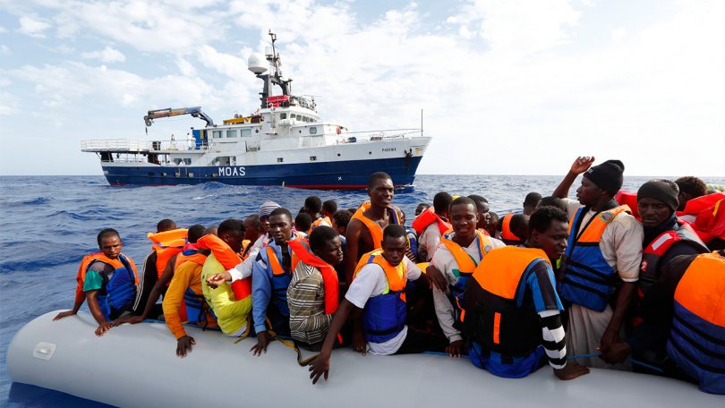Intervention du bateau Moas en mer méditerranée, octobre 2014