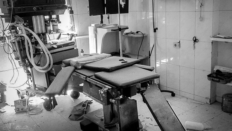 L’hôpital d’Al Daqaq soutenu par MSF a été endommagé après deux bombardements proches le 23 juillet 2016.